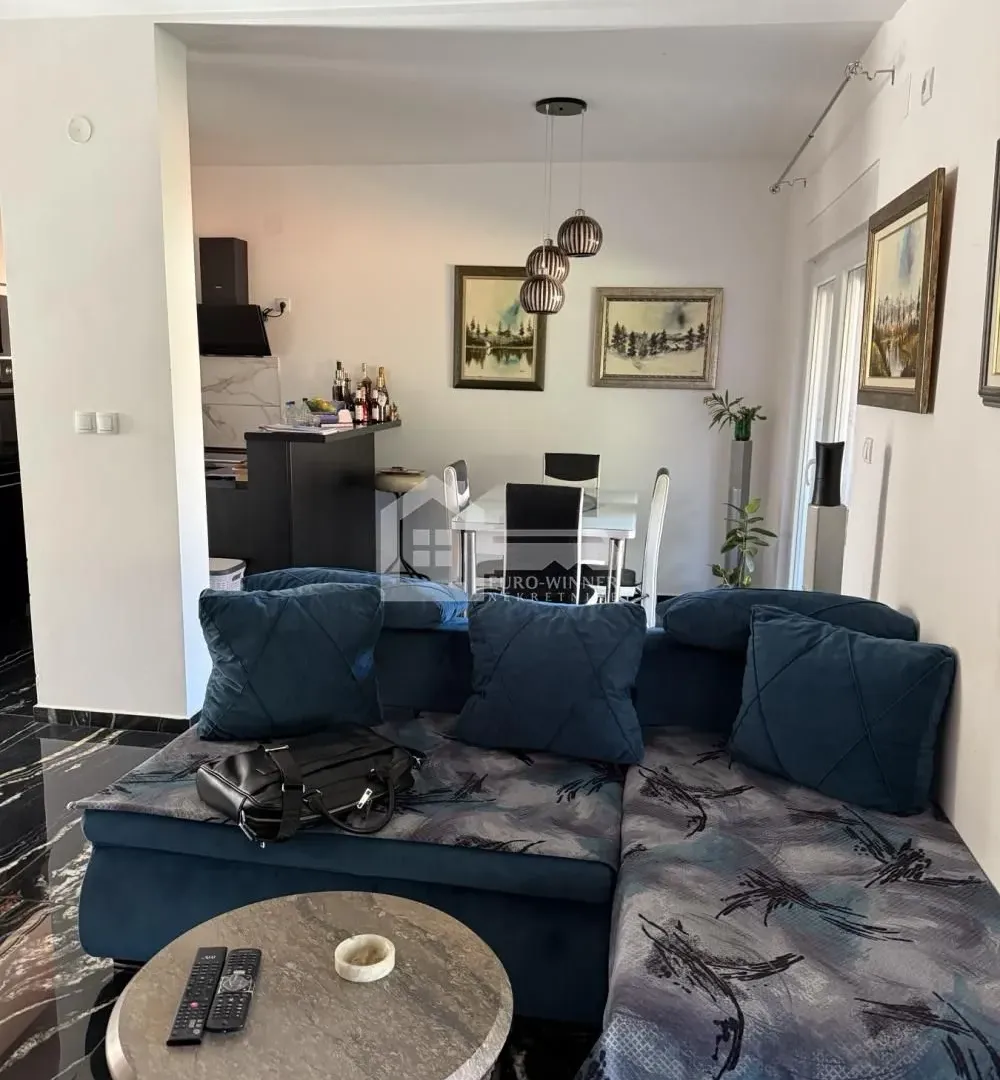 Sale, house, 191m², Ašanja, Pećinci