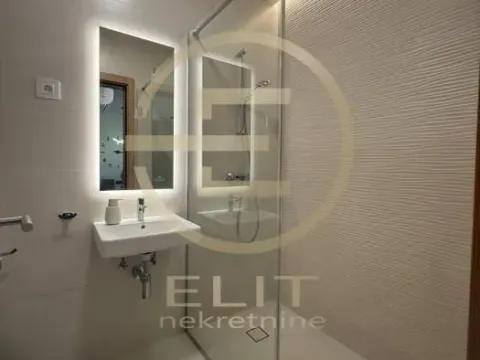 Izdavanje, stan, 42m², Bulevar Evrope, Novi Sad Sve Podlokacije - image 20