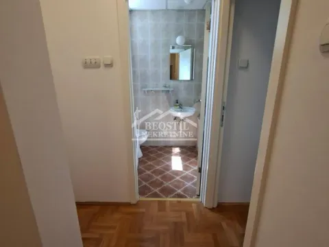 Rent, two bedroom apartment, 43m², Vračar Sve Podlokacije, Beograd - image 9