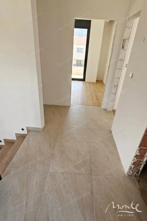 Sale, house, 200m², Zaljevo, Bar