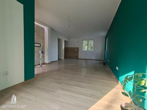 Sale, house, 150m², Kaludjerica, Grocka - image 2