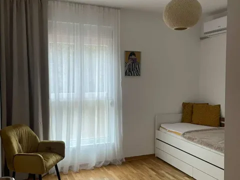 Izdavanje, dvosoban stan, 87m², Momišići, Podgorica - image 9