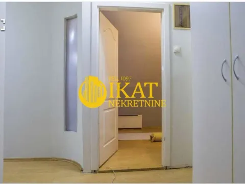 Izdavanje, stan, 137m², Zemun Centar, Zemun Sve Podlokacije - image 3