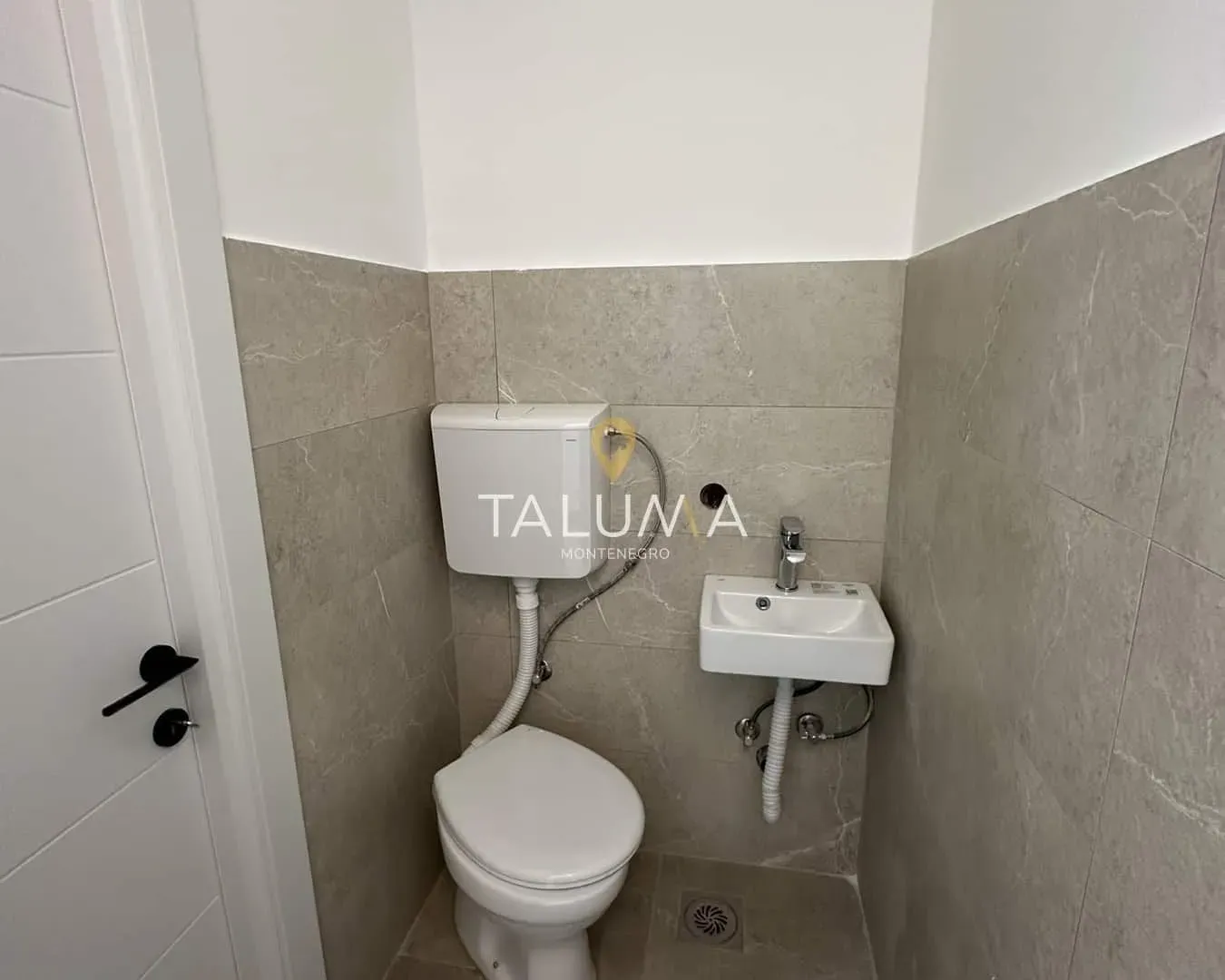 Rent, office space, 48m², Baston, Podgorica