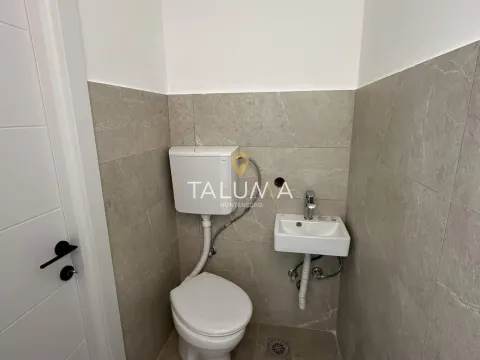 Rent, office space, 48m², Baston, Podgorica - image 4