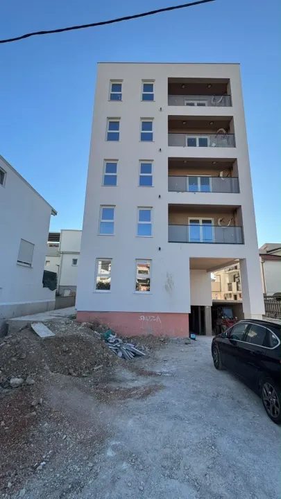 Prodaja, jednosoban stan, 35m², Ilino, Bar