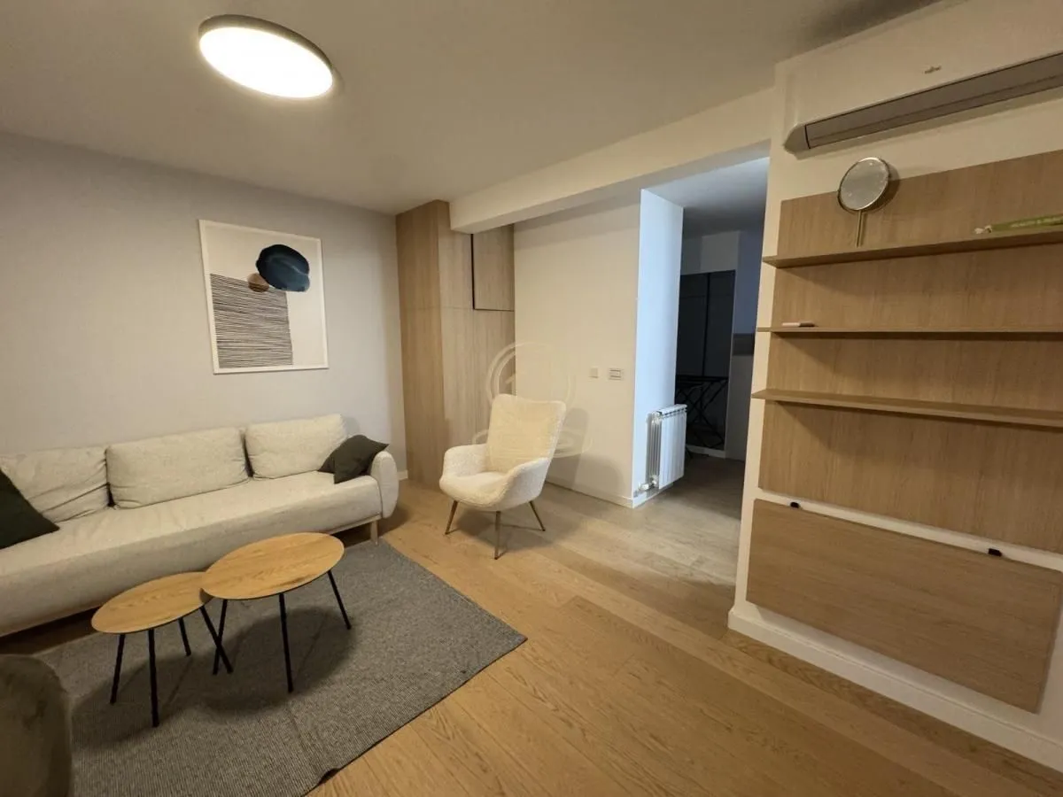 Rent, two bedroom apartment, 52m², Palilula Sve Podlokacije, Beograd