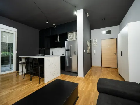 Izdavanje, jednosoban stan, 63m², Momišići, Podgorica - image 17