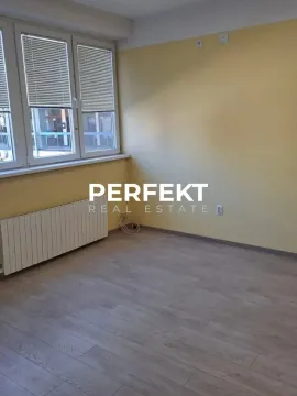 Izdavanje, poslovni prostor, 49m², Centar, Pančevo - image 5