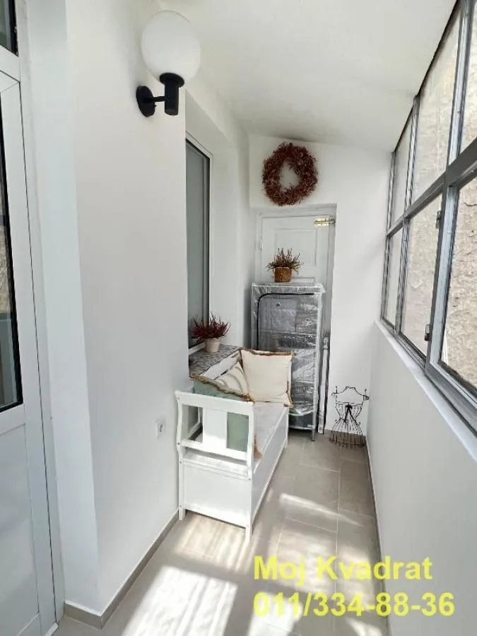 Izdavanje, dvosoban stan, 45m², Stari Grad, Beograd