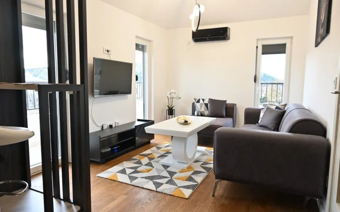 Izdavanje, jednosoban stan, 50m², Zagorič, Podgorica