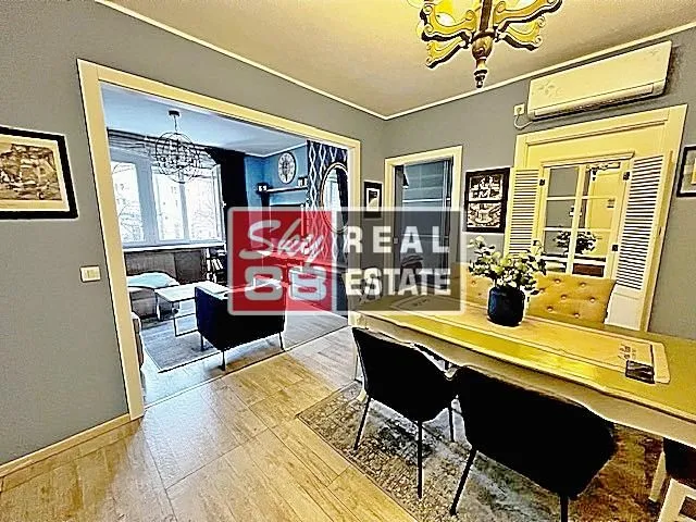 Prodaja, trosoban stan, 80m², Stari Grad, Beograd