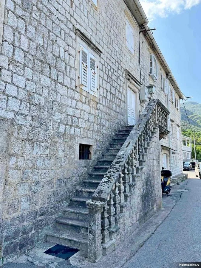 Sale, house, 235m², Prčanj, Kotor
