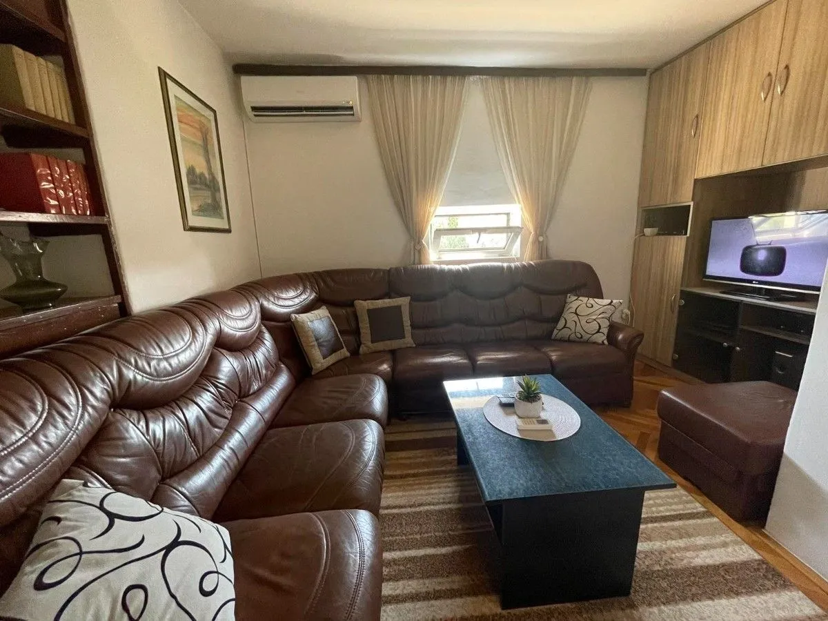 Prodaja, dvosoban stan, 42m², Centar, Podgorica