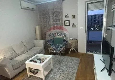 Izdavanje, jednosoban stan, 42m², City Kvart, Podgorica