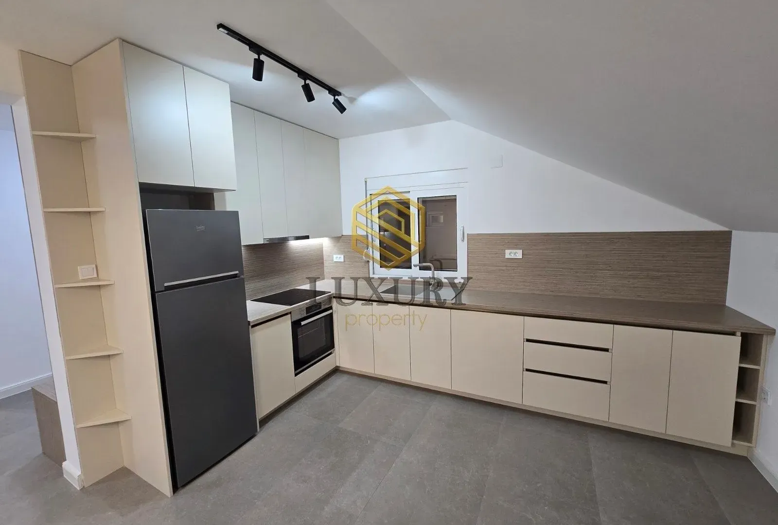 Rent, two bedroom apartment, 100m², Zabjelo, Podgorica