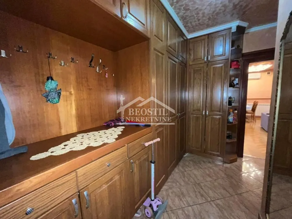 Prodaja, trosoban stan, 67m², Centar, Smederevo