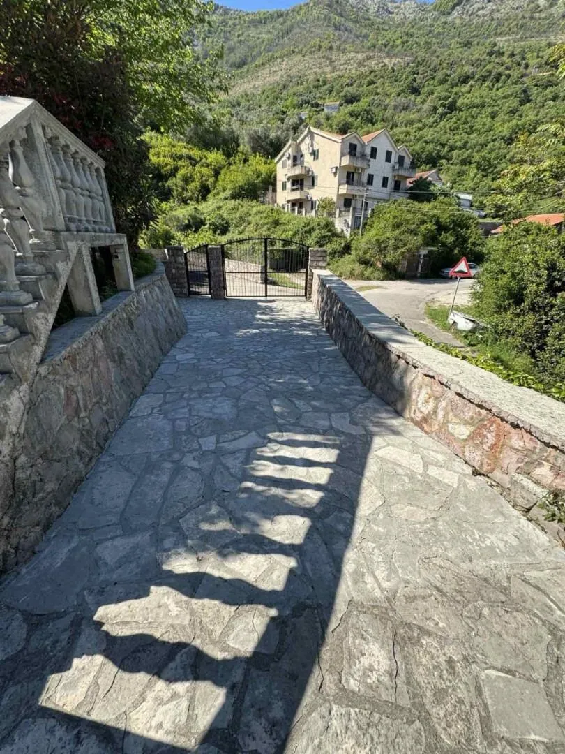 Prodaja, kuća, 163m², Kamenari, Herceg Novi