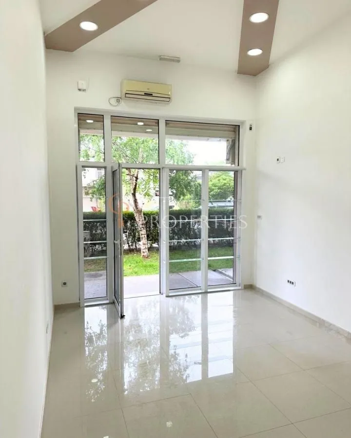 Rent, office space, 27m², Stari Aerodrom, Podgorica