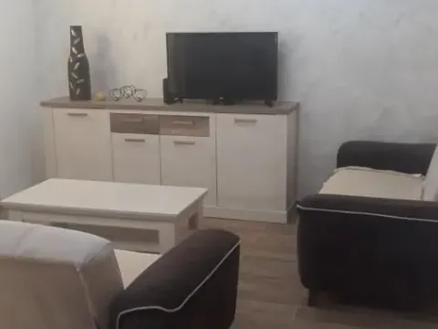 Prodaja, dvosoban stan, 83m², Dobrota, Kotor - image 8