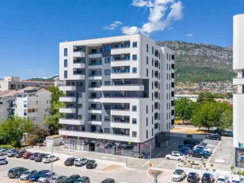 Sale, two bedroom apartment, 65m², Bar, Crna Gora - image 4