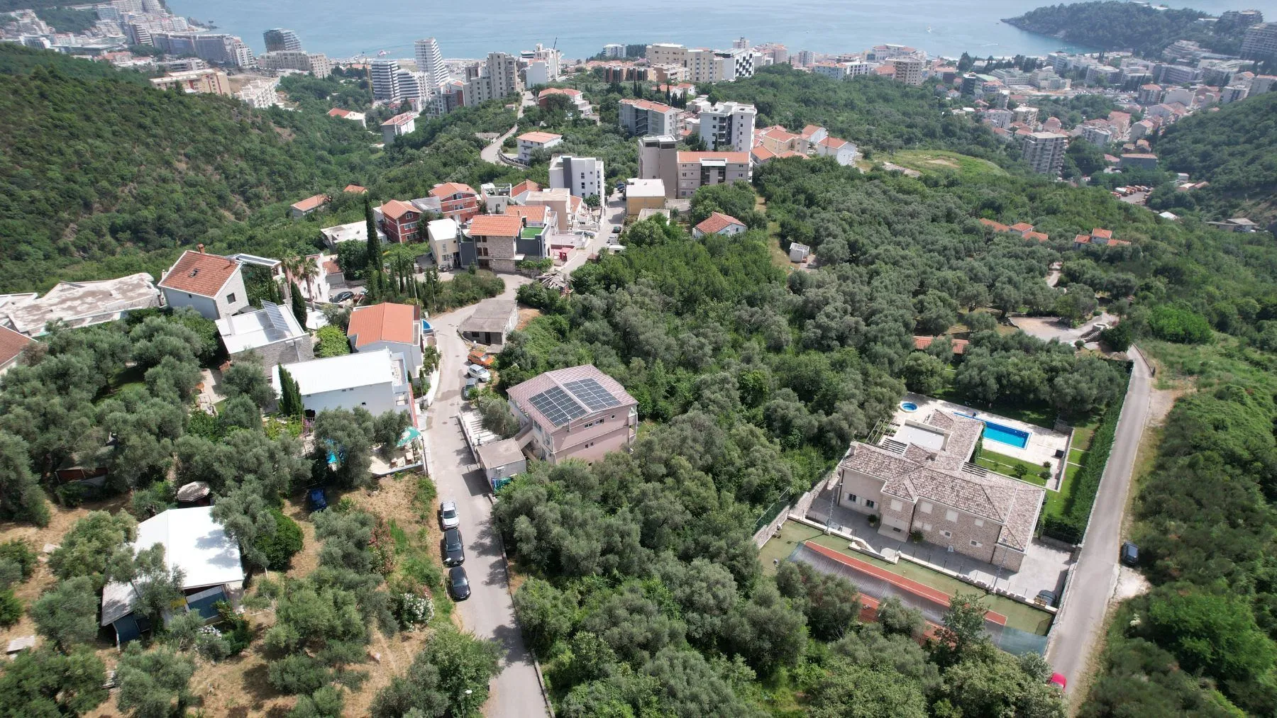 Prodaja, plac, 1597m², Bečići, Budva