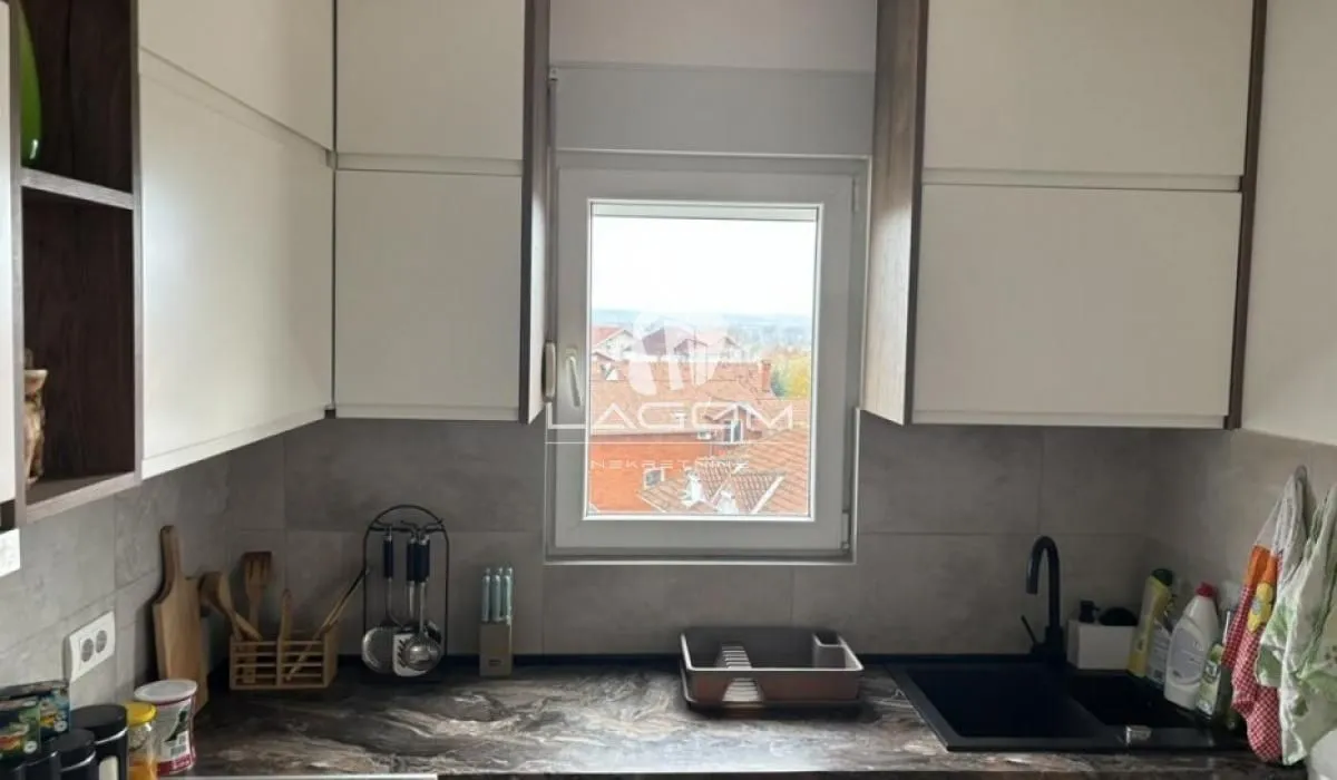 Prodaja, trosoban stan, 59m², Ledine, Beograd