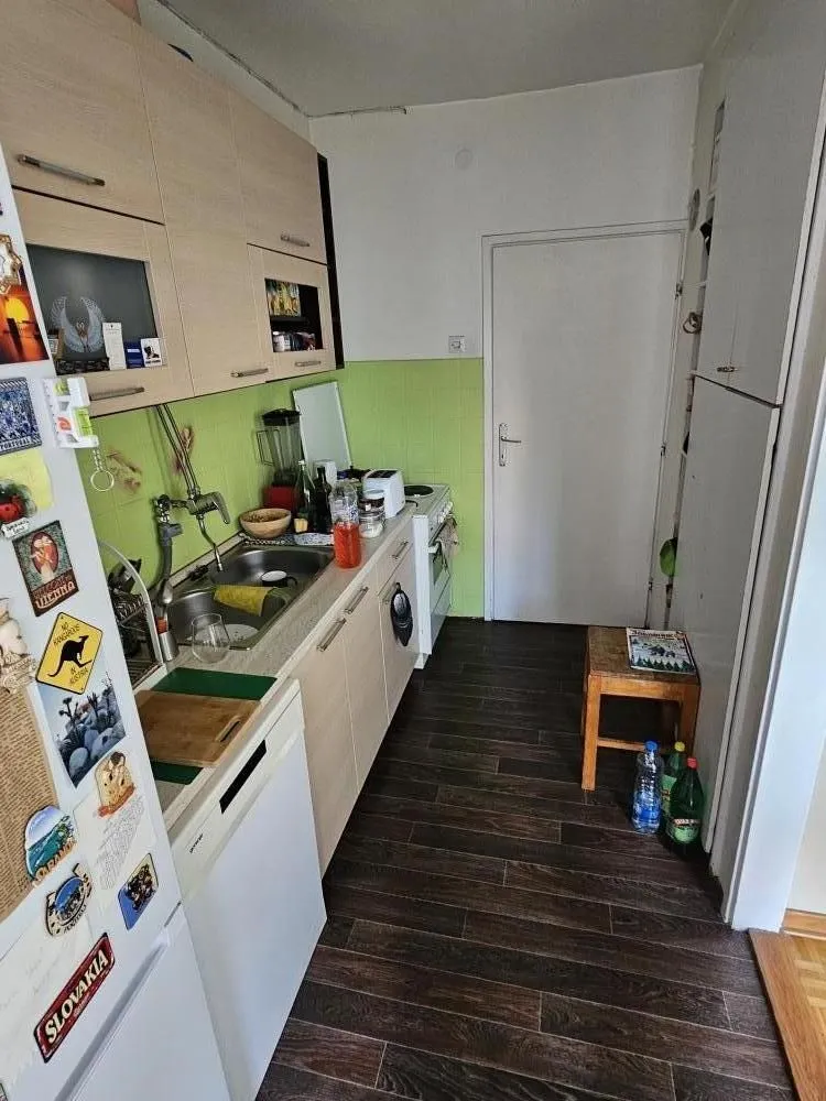 Prodaja, dvosoban stan, 62m², Klinički Centar, Beograd