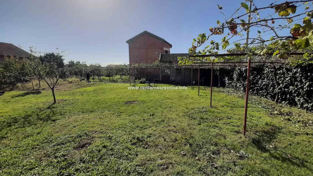 Prodaja, plac, 1111m², Donja Gorica, Podgorica