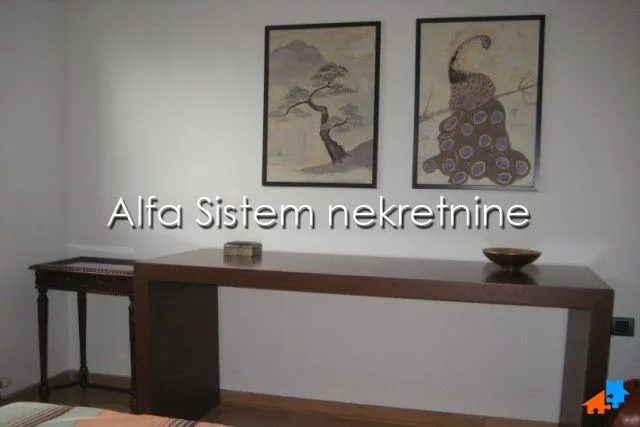 Rent, three bedroom apartment, 84m², Vračar Hram, Vračar Sve Podlokacije