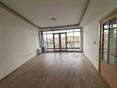 Prodaja, dvosoban stan, 77m², Kruševac, Podgorica - image 2
