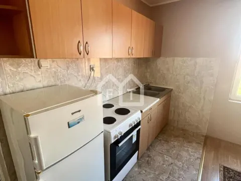 Izdavanje, trosoban stan, 100m², Altina, Beograd - image 12