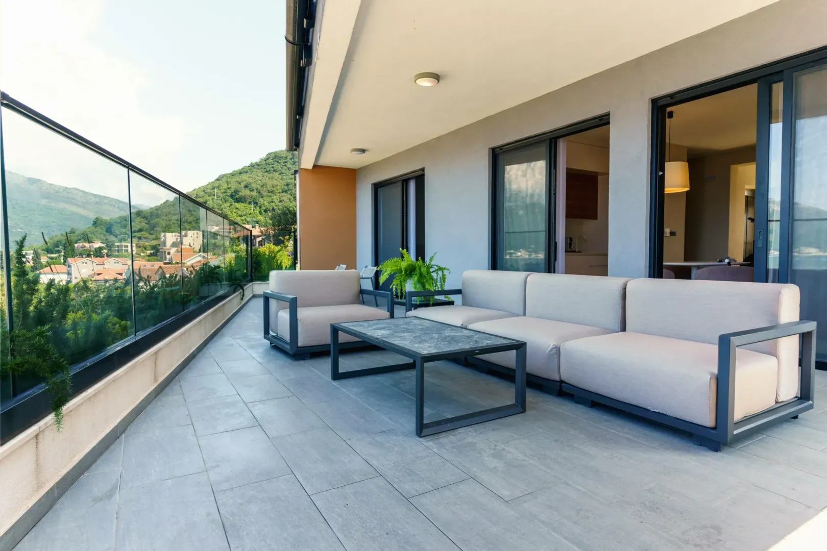 Prodaja, stan, 160m², Tivat, Crna Gora