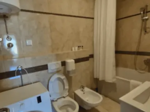 Rent, three bedroom apartment, 120m², Bečići, Budva - image 8