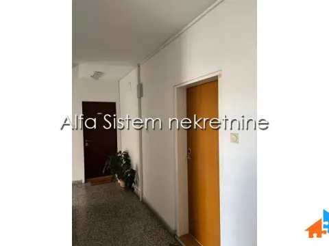 Rent, apartment, 40m², Južni Bulevar, Vračar Sve Podlokacije - image 20