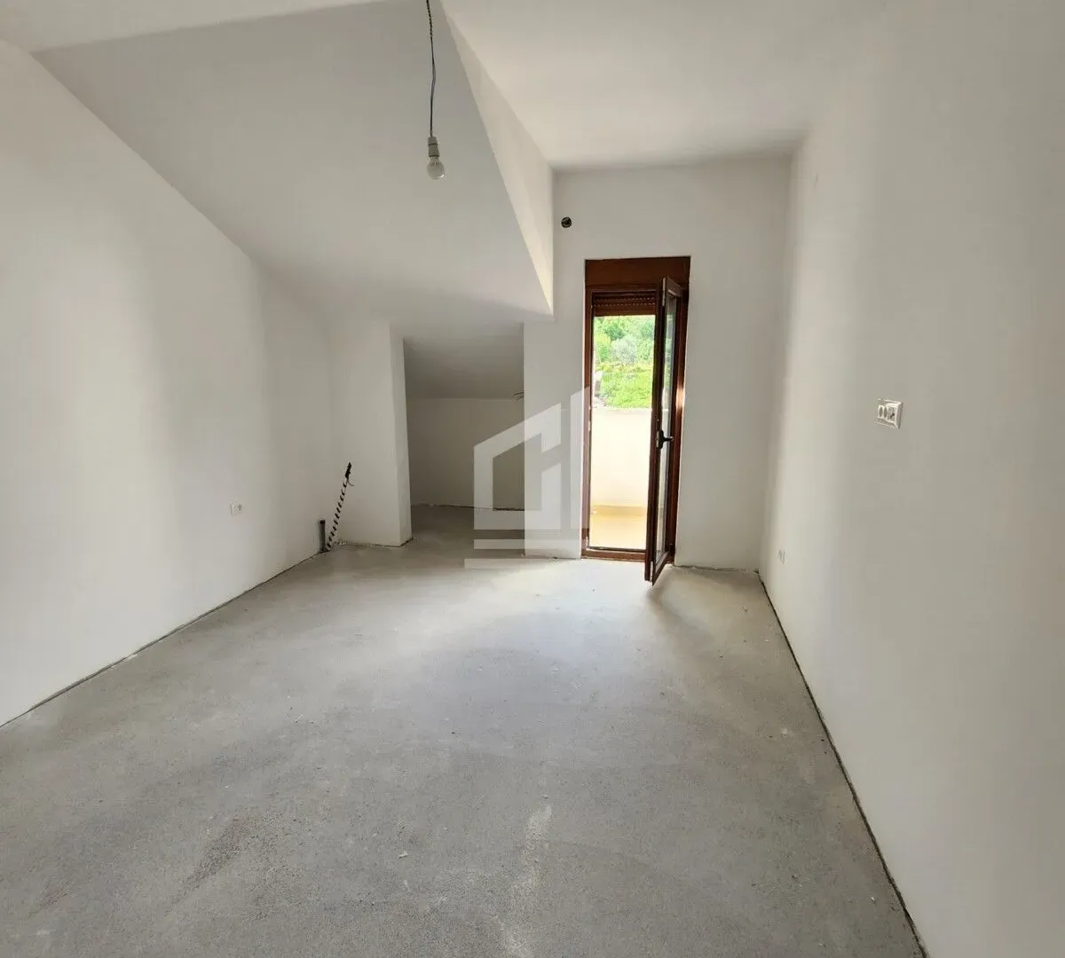 Prodaja, četvorosoban stan, 164m², Gorica C, Podgorica