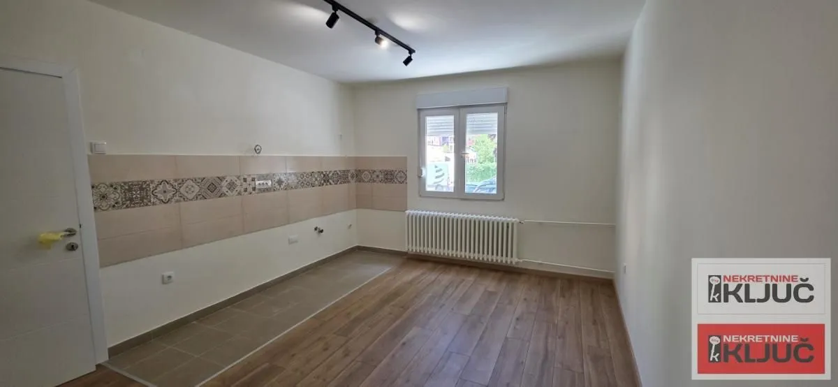 Prodaja, jednosoban stan, 37m², Sajmište, Novi Sad