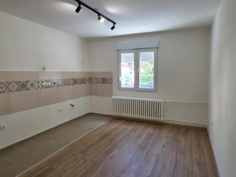Prodaja, jednosoban stan, 37m², Sajmište, Novi Sad - image 3