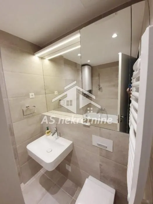 Rent, four bedroom apartment, 125m², Stari Grad, Beograd