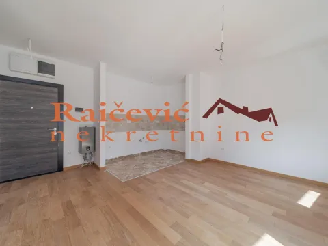 Sale, three bedroom apartment, 70m², Trošarina, Voždovac Sve Podlokacije - image 3