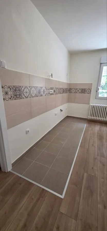 Prodaja, jednosoban stan, 37m², Banatić, Novi Sad Sve Podlokacije