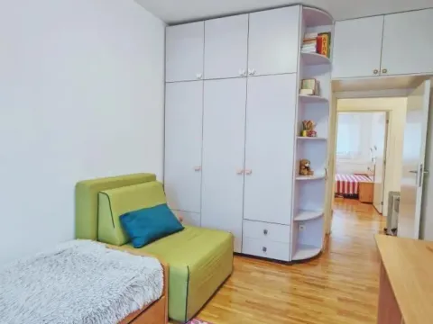 Izdavanje, četvorosoban stan, 85m², Zvezdara Sve Podlokacije, Beograd - image 14