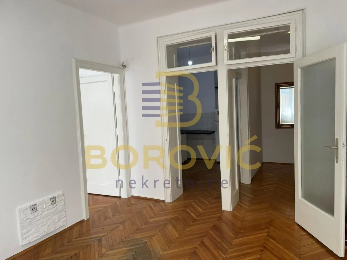 Rent, two bedroom apartment, 47m², Stari Grad, Beograd