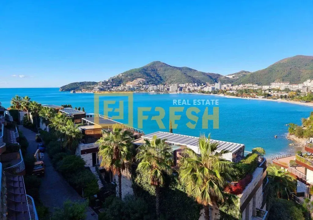 Izdavanje, dvosoban stan, 95m², Budva, Crna Gora