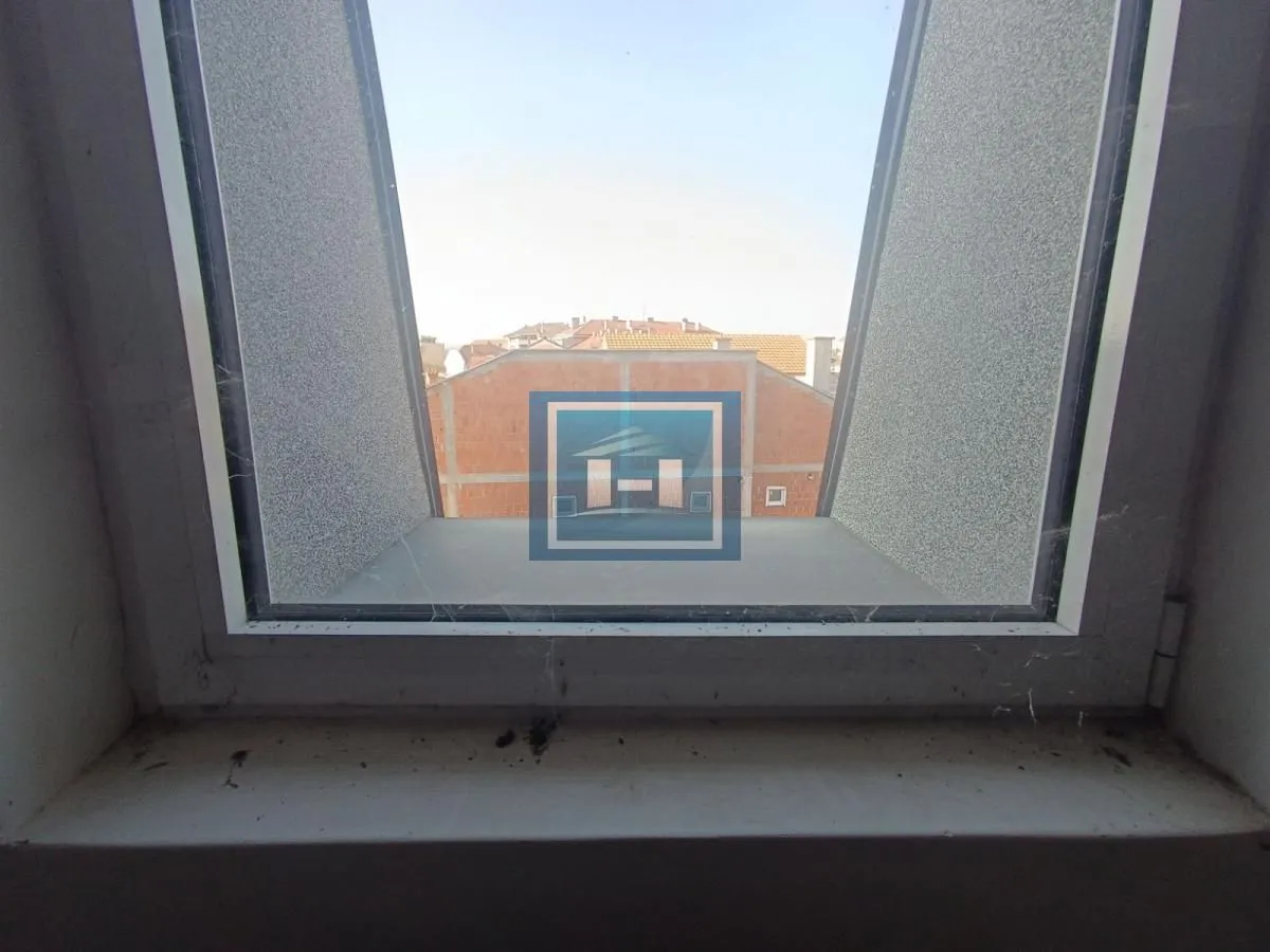 Prodaja, četvorosoban stan, 146m², Centar, Jagodina