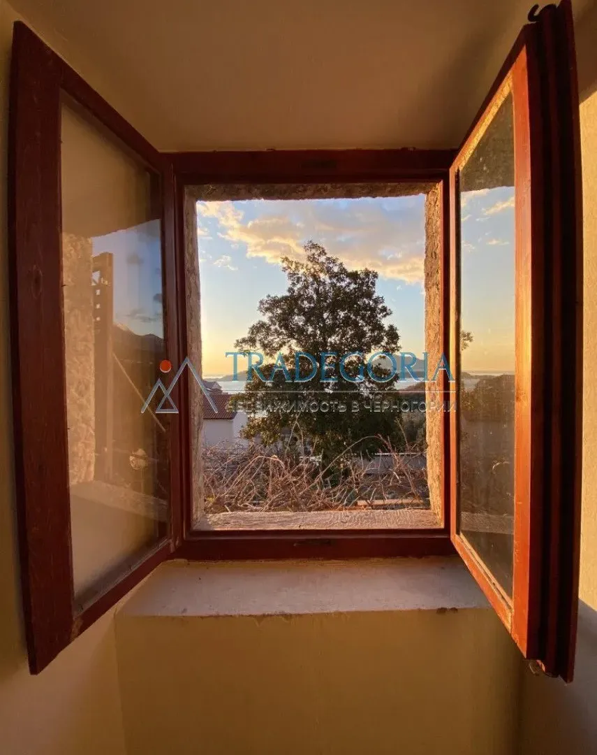 Prodaja, dvosoban stan, 104m², Pržno, Budva