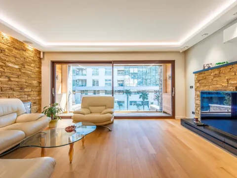 Sale, two bedroom apartment, 107m², Centar, Budva - image 16