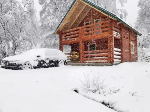 Izdavanje, kuća, 70m2, Kolašin Izdavanje, kuća, 70m2, Kolašin