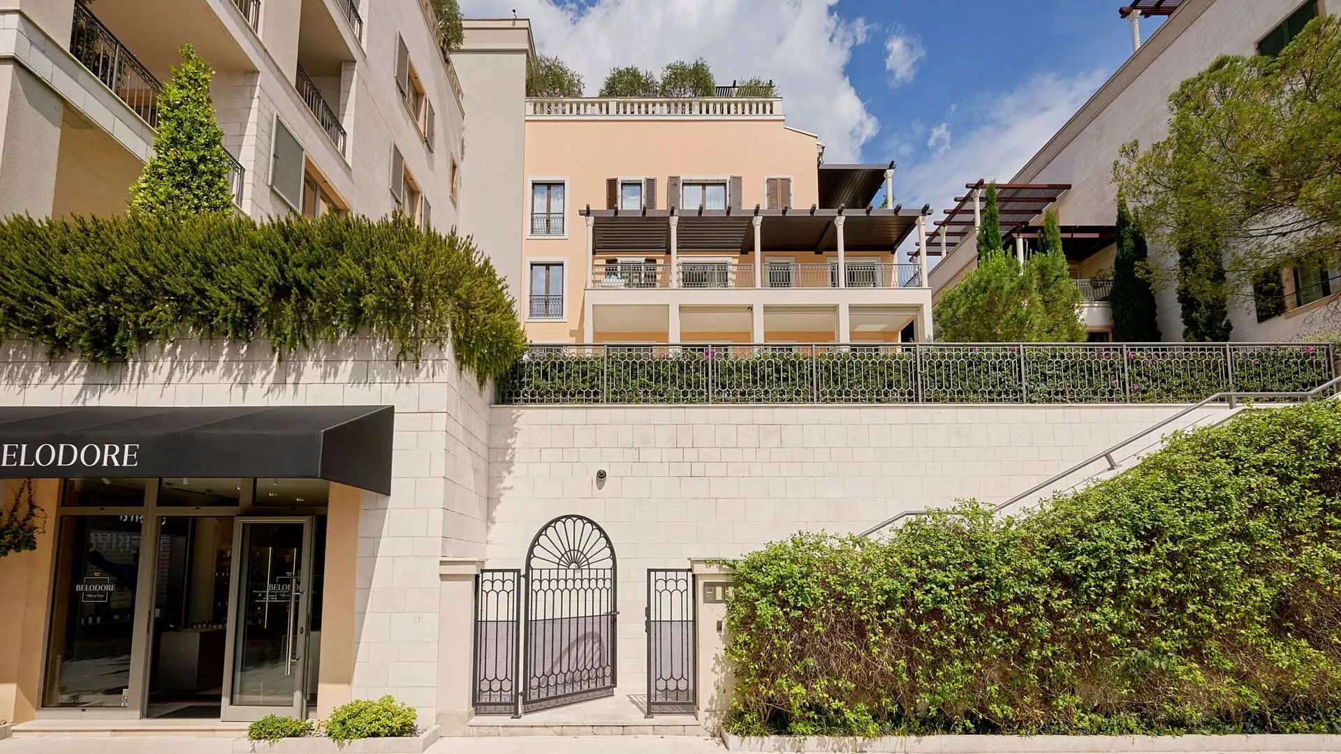 Rent, one bedroom apartment, 63m², Porto Montenegro, Tivat