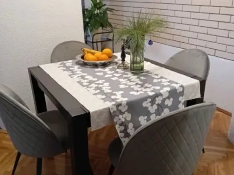 Prodaja, dvosoban stan, 75m², Centar, Podgorica - image 8